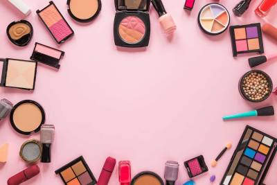 دورة صناعة مستحضرات التجميل - مستوى متقدم